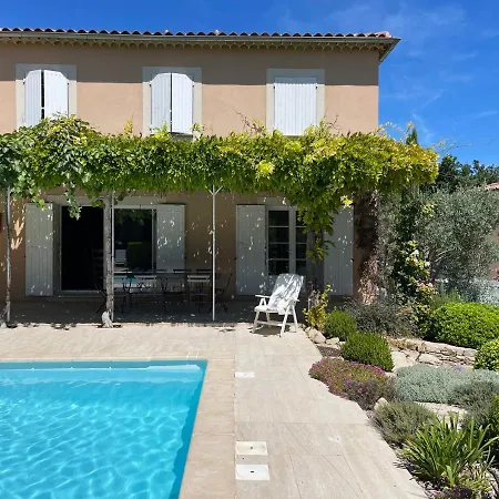 Les-Pepites-De-Badou Presentent Les Chenes Verts Aubignan Exterior photo